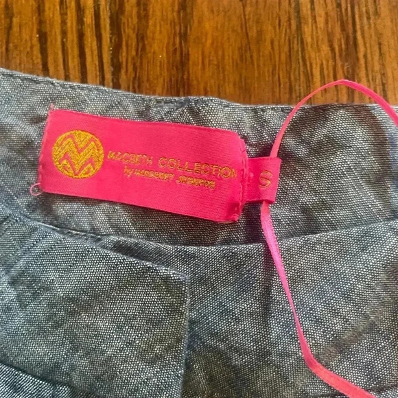 NWT Macbeth Collection embroidered flowers chambray shorts size small - Picture 3 of 3